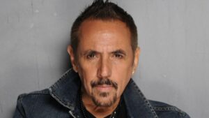 Lee más sobre el artículo ALEJANDRO LERNER Presenta Una vida de Grandes Canciones